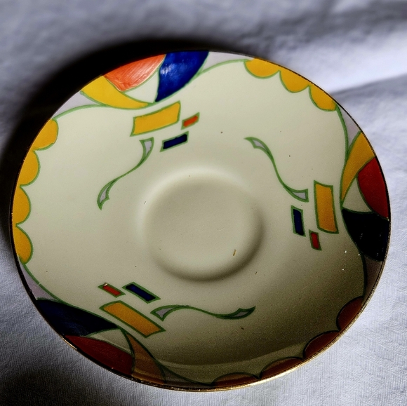 Rare Royal Doulton bone china Art Deco cup and saucer "Geisha" pattern - Picture 2 of 4